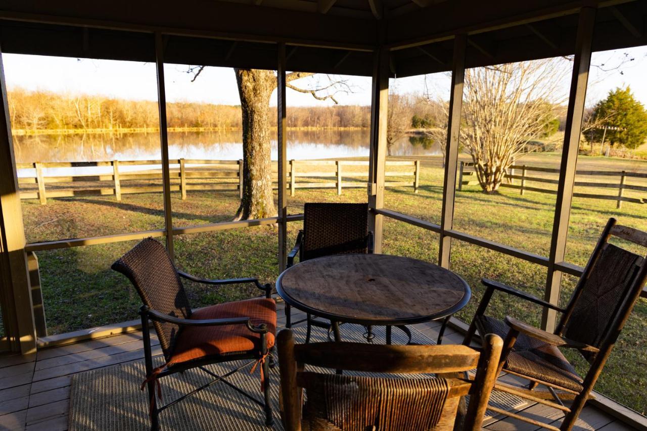 Moon Lake Farm Chesterville Exterior foto
