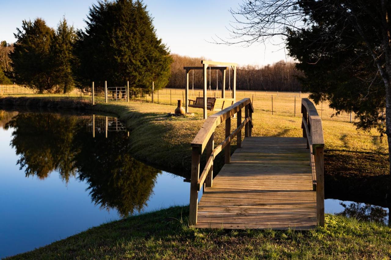 Moon Lake Farm Chesterville Exterior foto